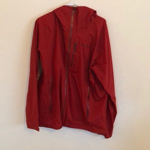 Men’s Patagonia rain jacket